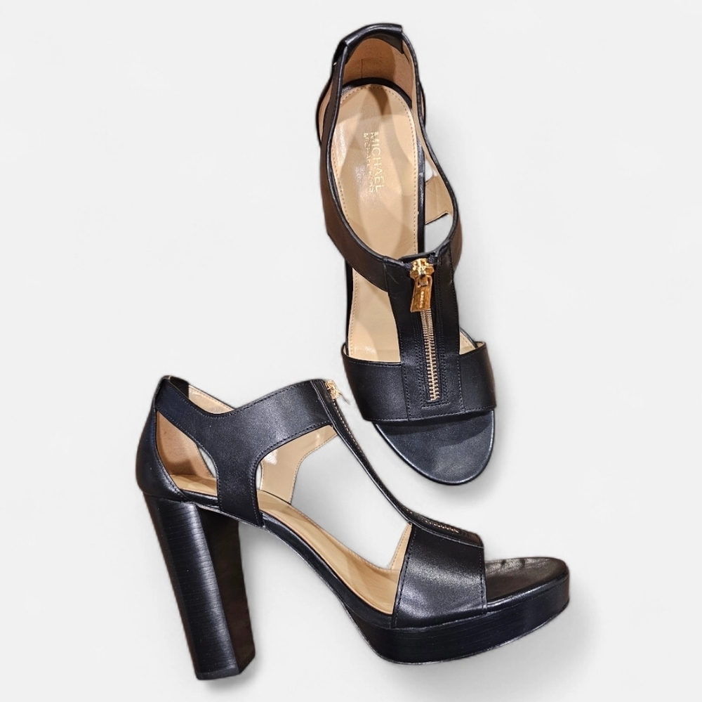 MICHAEL KORS Berkley Mid Platform T-Strap Sandals